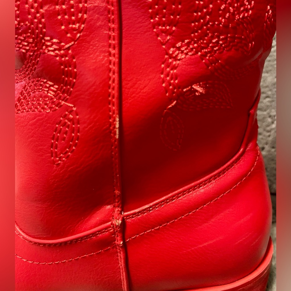 IUV Red Embroidered Western Cowboy Boots - Picture 6 of 10